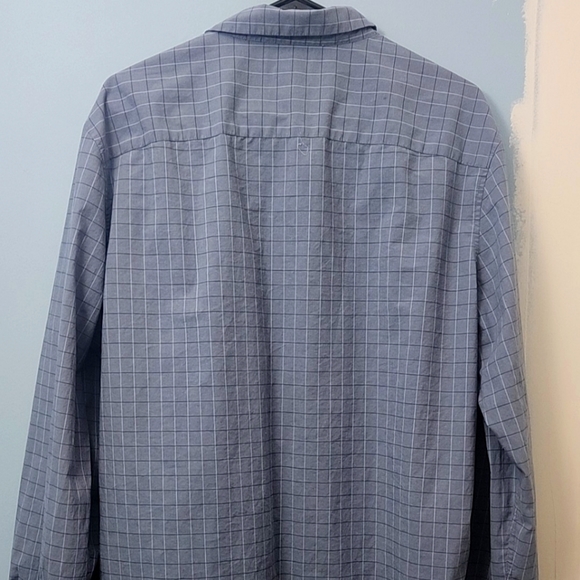 Calvin Klein Button Up - Picture 3 of 3